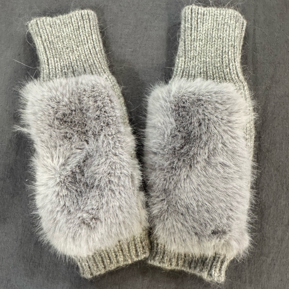Gray Mittens with Fur